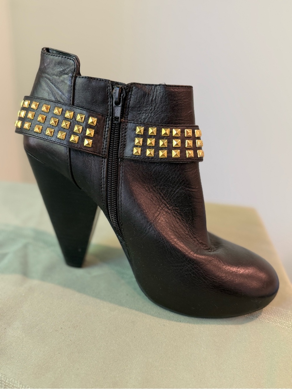 Dolce Vita Black Leather Booties Heeled Studded 10